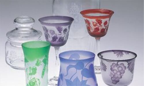 秋元産業株式会社の彫刻01